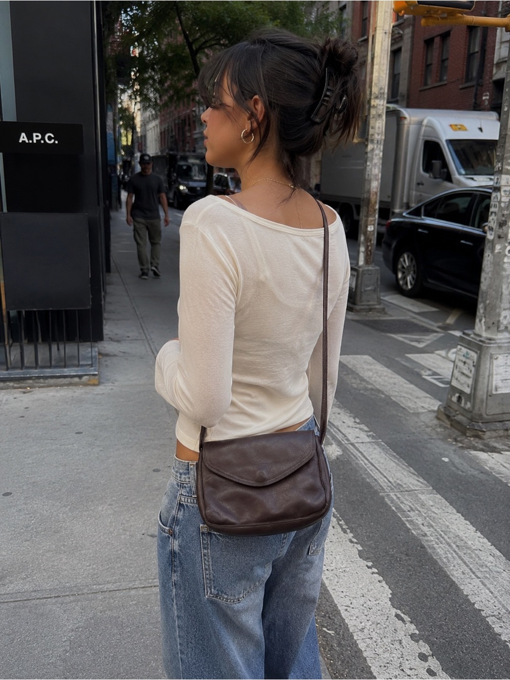 Vintage Tula Genuine Leather Crossbody Bag • 90s Minimalist Y2K Purse
